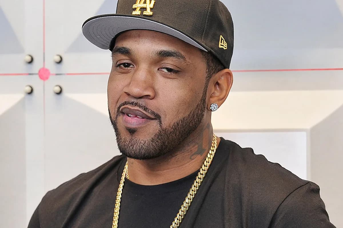 Lloyd Banks was born on April 30
