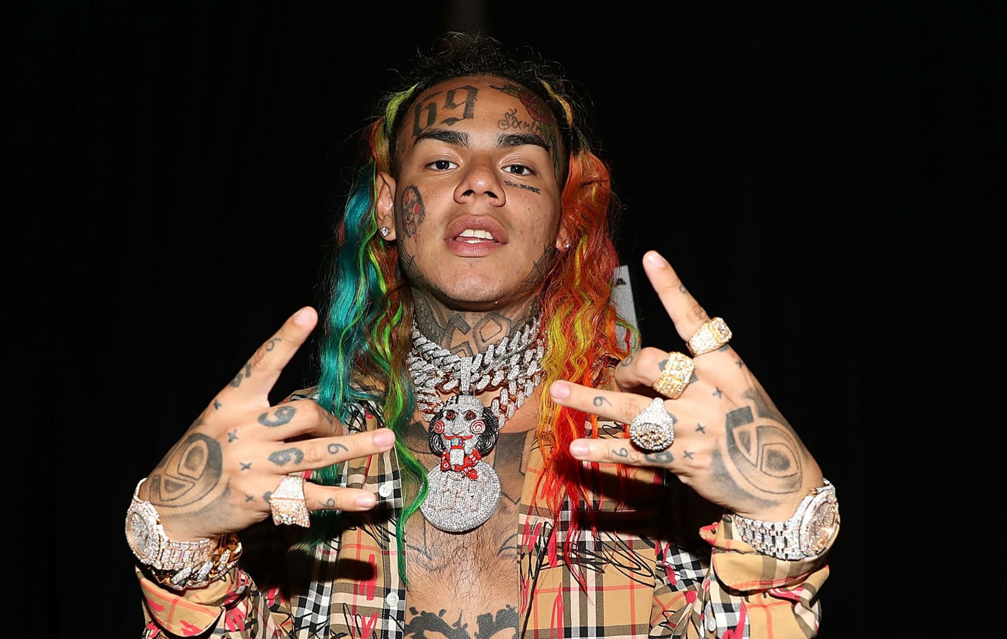 6ix9ineu306f5u67088u65e5u306bu8a95u751fu3057u307eu3057u305f
