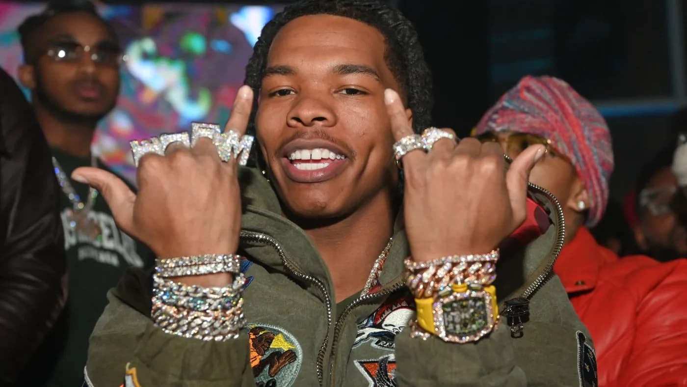 Lil Baby teases new music, ‘’I’m coming totally different’’