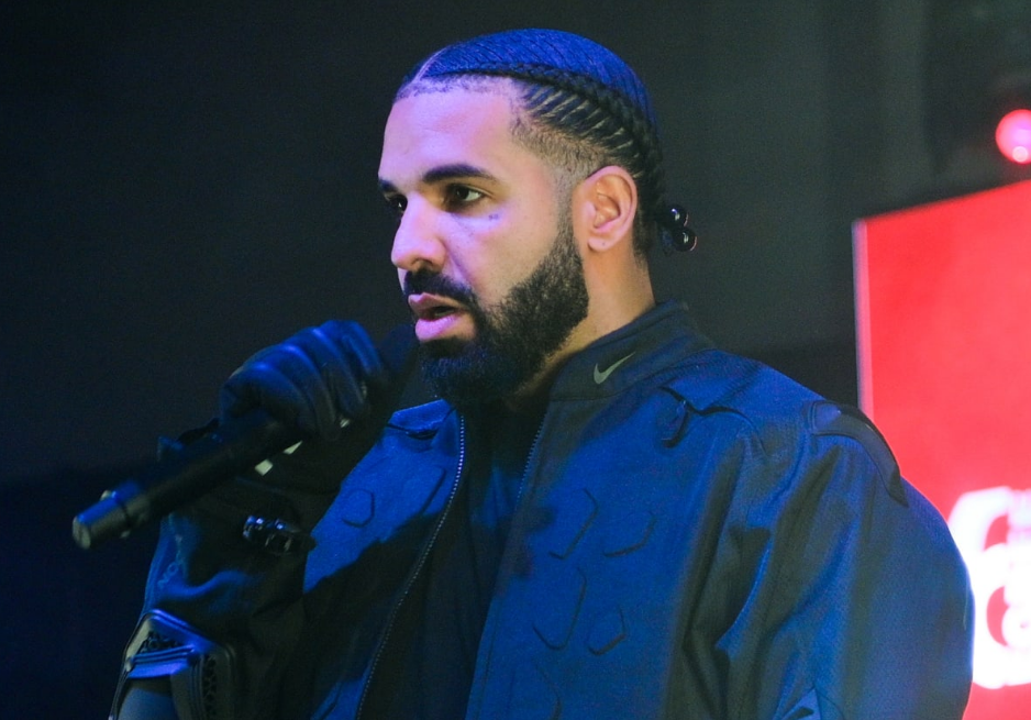 Drake pushes back The Apollo Show to honor Takeoff this weekend