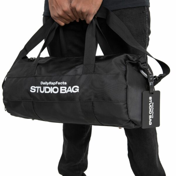 BLACK STUDIO BAG