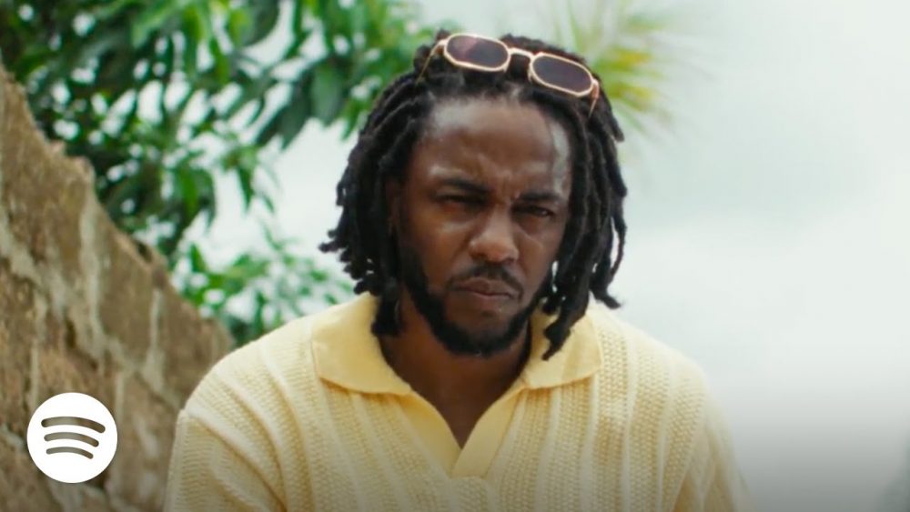 Kendrick Lamar pays homage to Virgil Abloh during his performance at Louis Vuitton Show