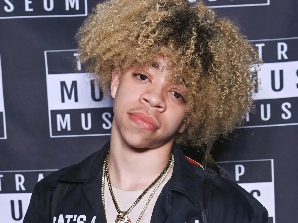 King Harris Clarifies Relationship Arrangement with Baby Mama on Instagram Live King Harris Clarifies Relationship Arrangement with Baby Mama on Instagram Live