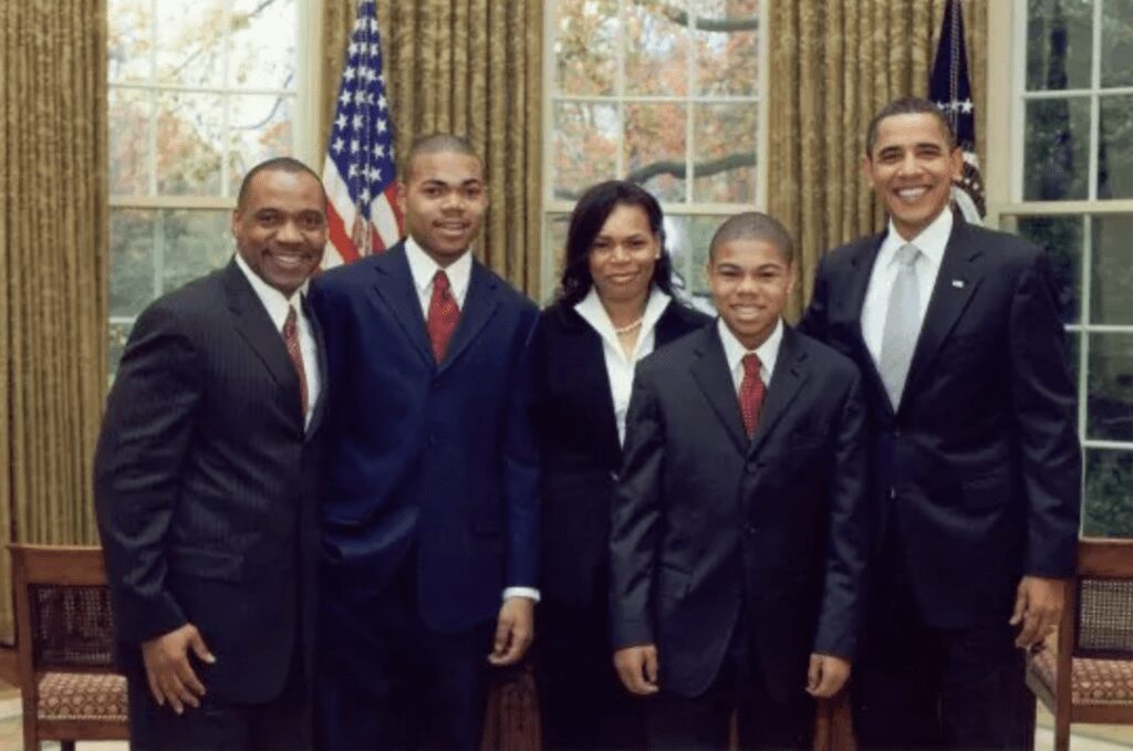 Chance the Rapper's father, Ken Williams-Bennett, worked for Barack Obama