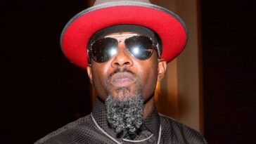 Treach narrates how he & 2Pac got caught up in Crips vs. Bloods gang fight