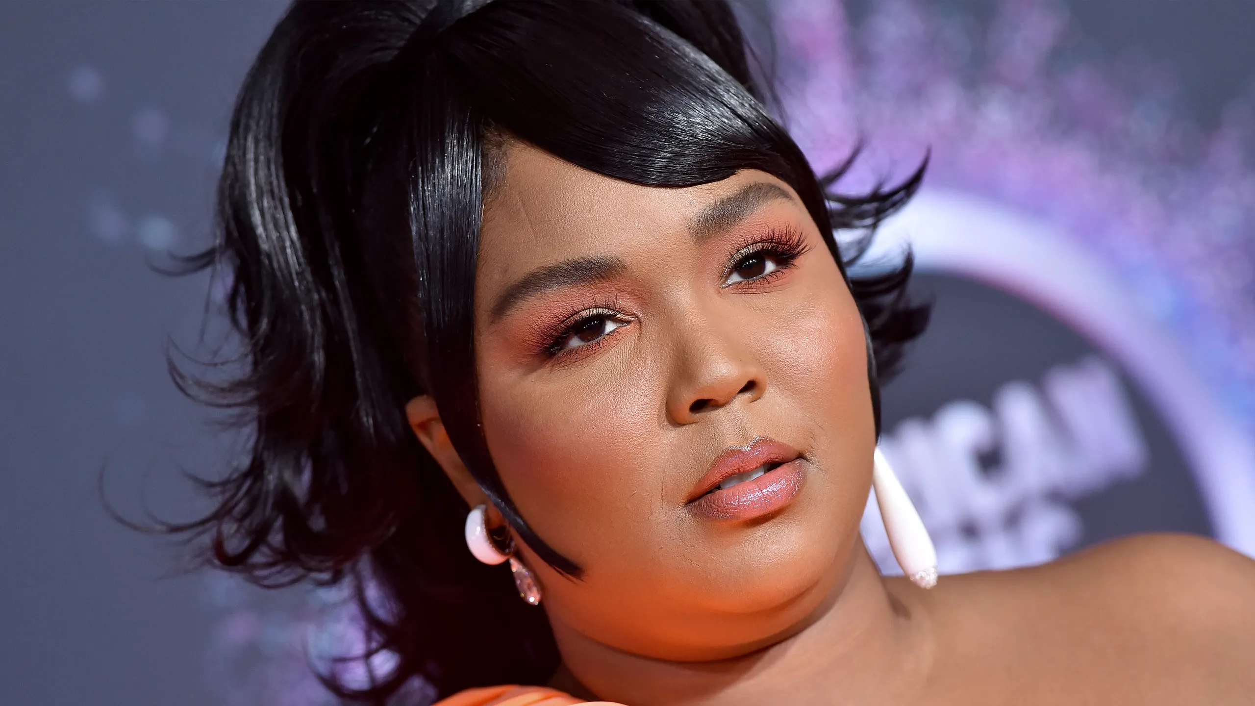Lizzo & Live Nation to donate $1 million tour proceeds to Planned Parenthood & Abortion Funds