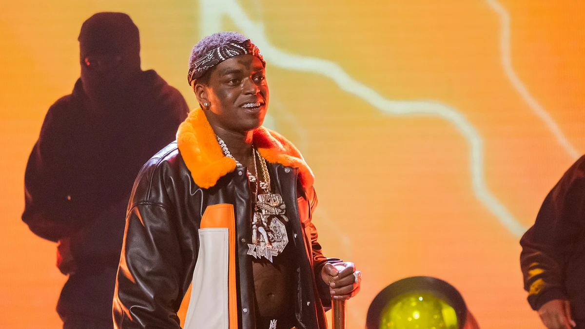 Kodak Black celebrates "Super Gremlin" going quadri platinum: "God is good" kodak black