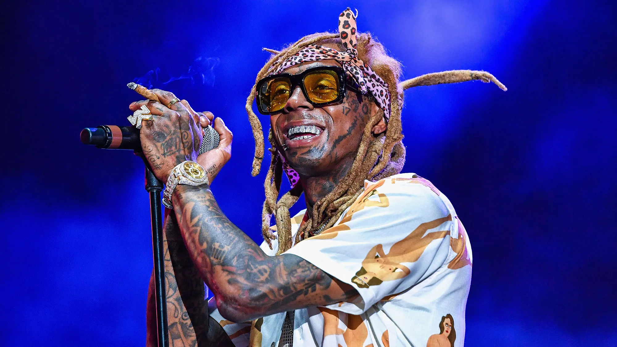 Lil Wayne moves Lil Weezyana Festival to October Lil Wayne moves Lil Weezyana Festival to October